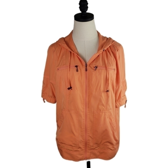 Christopher & Banks Light Weight Short Sleeve Zip Front Jacket.      Size M - Picture 1 of 12